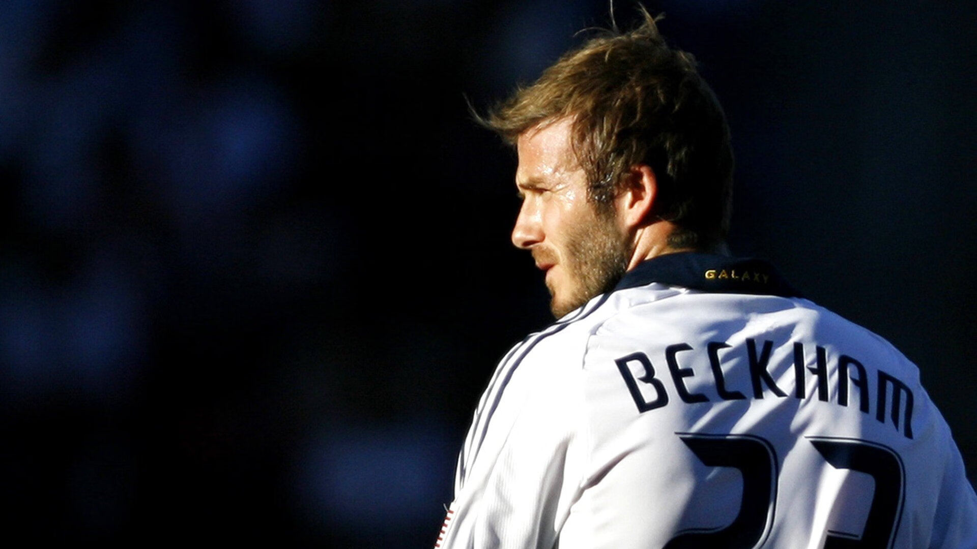 哈兰德回归赛场，挺进下一轮首场状态亮眼，掘金观众沸腾！